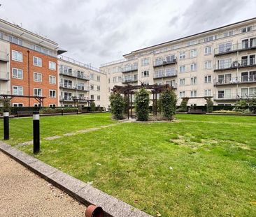 Heritage Avenue, London, NW9 - Photo 1