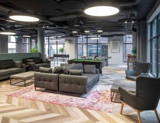 Studio Bronze - Photo 1