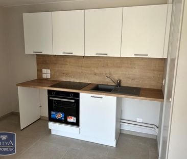 Location Appartement 2 pièces 44m² CHARBONNIERES LES BAINS 69260 - Photo 5