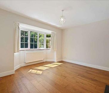 The Cottage Mill House Farm, Framewood Road, Fulmer, SL2 - Photo 2
