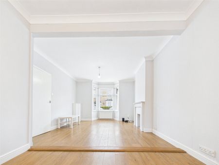 Edgar Road, Yiewsley, West Drayton, UB7 - Photo 2