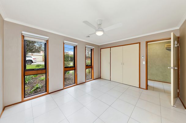 18 Le Souef Crescent, Florey ACT, Belconnen - Photo 1