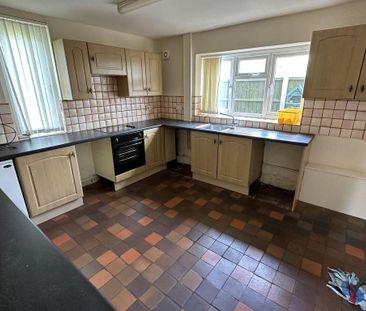2 bedroom semi-detached house to rent - Photo 3