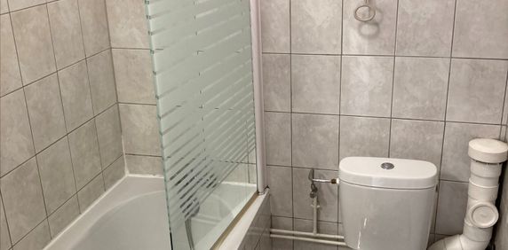 Location Appartement 3 pièces 45m² - Photo 2