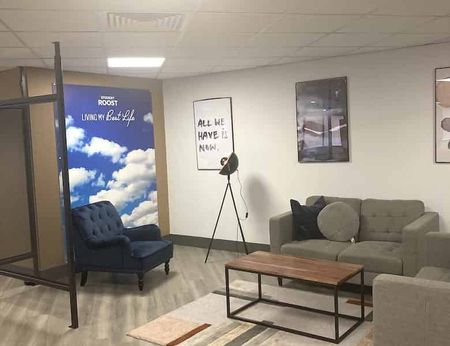 Studio Silver - Photo 4