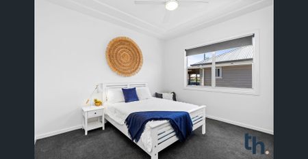 Comfortable Family Living in a Convenient Location - Photo 4