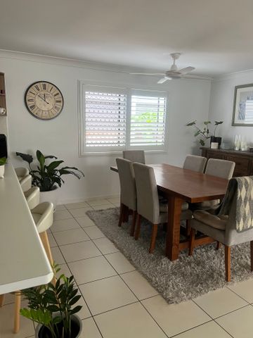 Springfield Lakes - Photo 2