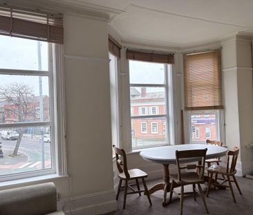 4 bedroom apartment to rent - Photo 1