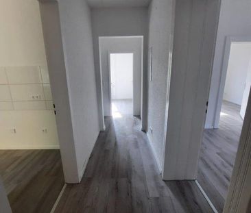 Sehr schöne 3 Zimmer Wohnung in Duisburg zu vermieten!!! - Foto 1