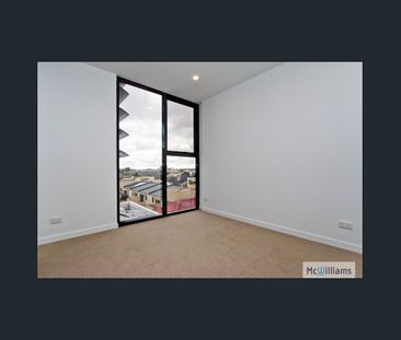 $750 pw Nth East, Fabulous Apt 2 Brm 2 Bath 1 Gge 98m2 - Photo 2