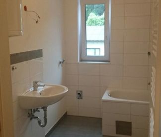 Schöne Mietwohnung mit Balkon in zentraler Wieselburger Lage! - Photo 3