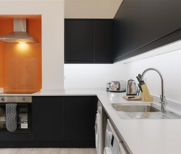 1 bedroom in a house share to rent - Photo 6