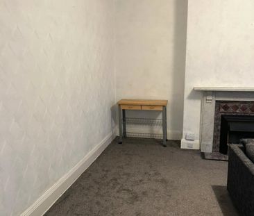West Park Street, Dewsbury, WF13 - Photo 1