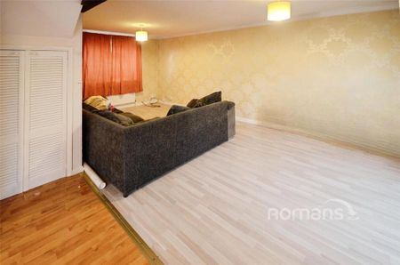 3 bedroom terraced house to rent - Photo 5