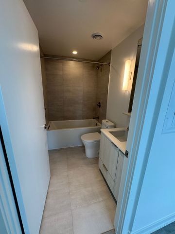 For Lease - 120 Broadway Avenue Unit# 706, Toronto, Ontario - Photo 5