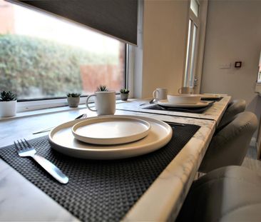 8 bedroom apartment to rent - Photo 4