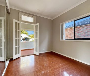 Spacious Four-Bedroom Family Home in a Great Location - Photo 2