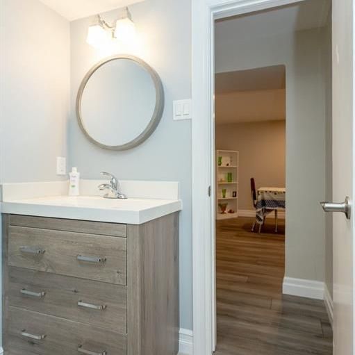 For Lease - 811 Nixon Avenue, London South, Ontario - Photo 1