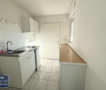 Location Appartement 2 pièces 54m² LE CATEAU CAMBRESIS 59360 - Photo 5