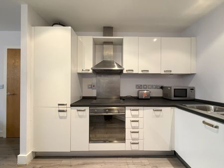 Home 1, 37 Chapeltown Street, Manchester - Photo 3