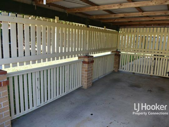 QUALITY 4 BEDROOM FAMILY HOME | SIDE ACCESS | QUIET CUL-DE-SAC! - Photo 1