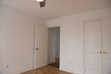 For Lease - 344 Glengarry Avenue, Toronto, Ontario - Photo 5