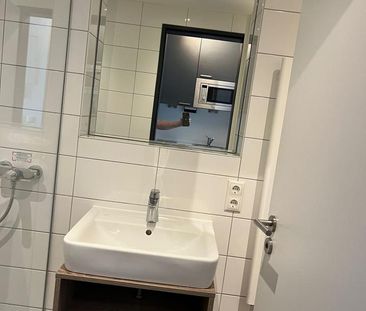 Helle & möblierte 1 Zimmer Wohnung - Photo 6