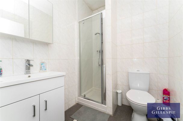 House to rent - Photo 1