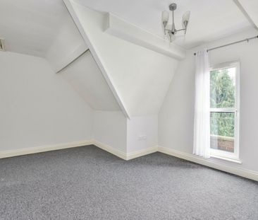 London Road, High Wycombe, Buckinghamshire,HP11 - Photo 2