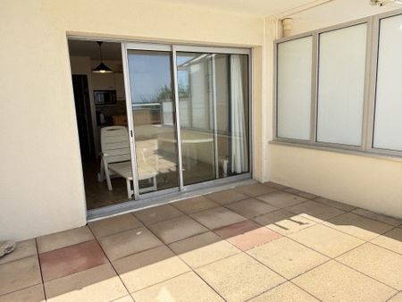 Location Appartement 1 pièce 24m² LES SABLES D OLONNE 85100 - Photo 5