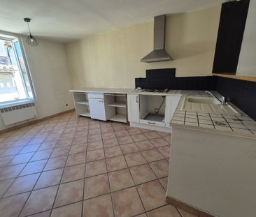 Location Appartement 1 pièce 30m² CASTELNAUDARY 11400 - Photo 3