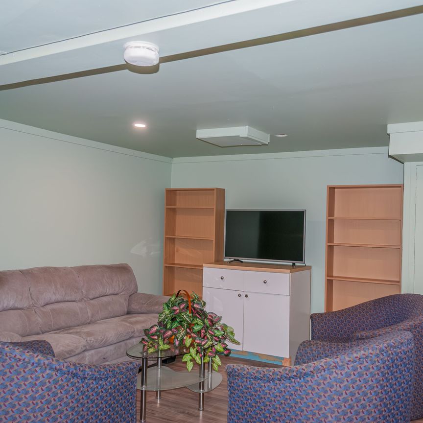 For Lease - 6708 Oneil Street Unit# Lower Level, Niagara Falls, Ontario - Photo 1