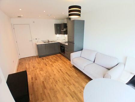 Park Place, Stevenage - Photo 2