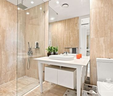Stylish Level 3 Apartment with Hinterland Views - Photo 6