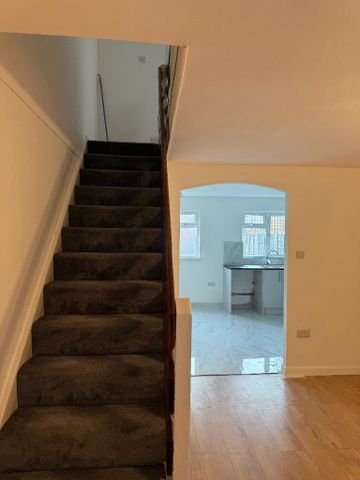 3 bedroom terraced house to rent - Photo 5