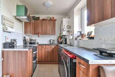 2 bedroom flat to rent - Photo 4