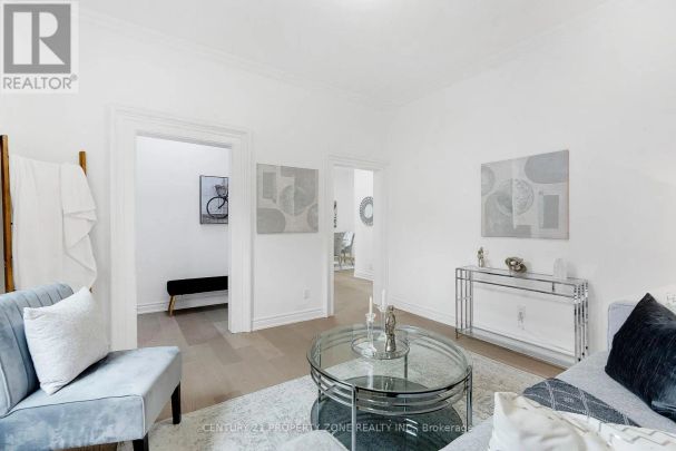 72 NELSON STREET E - Photo 1