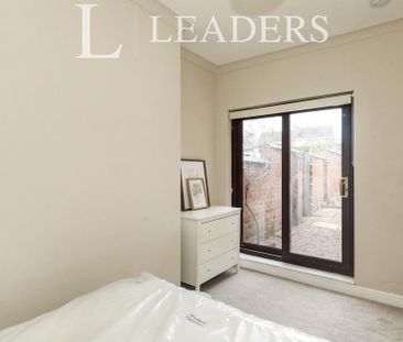 1 bedroom semi-detached house to rent - Photo 1