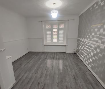 1 Bed Flat, Royston Square, G21 - Photo 5