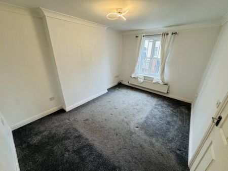 3 bedroom terraced house to rent - Photo 5