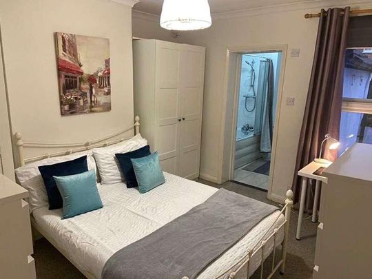 : George Road, Guildford, - En Suite, GU1 - Photo 1