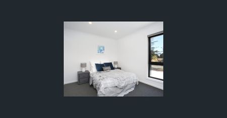 3 Bed 3 Bath 2 Garage - Photo 2