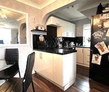 2 bedroom maisonette to rent - Photo 6