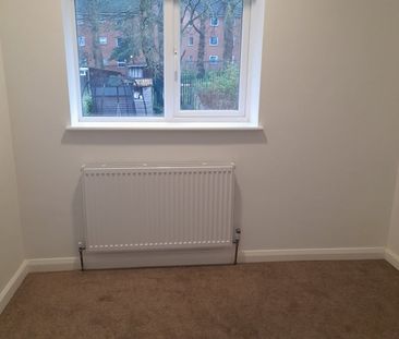 2 Bed Terraced House, Manton Crescent, NG9 - Photo 6