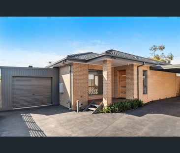 2/13 Summit Road, Frankston, Vic 3199 - Photo 4