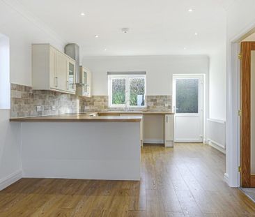 3 bedroom detached house to rent - Photo 6