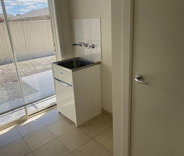 12 Westminster Avenue, Shepparton VIC 3630 - Photo 4