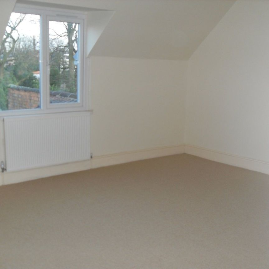 5 Bed Terraced House, Highbury Road, B14 - Photo 1