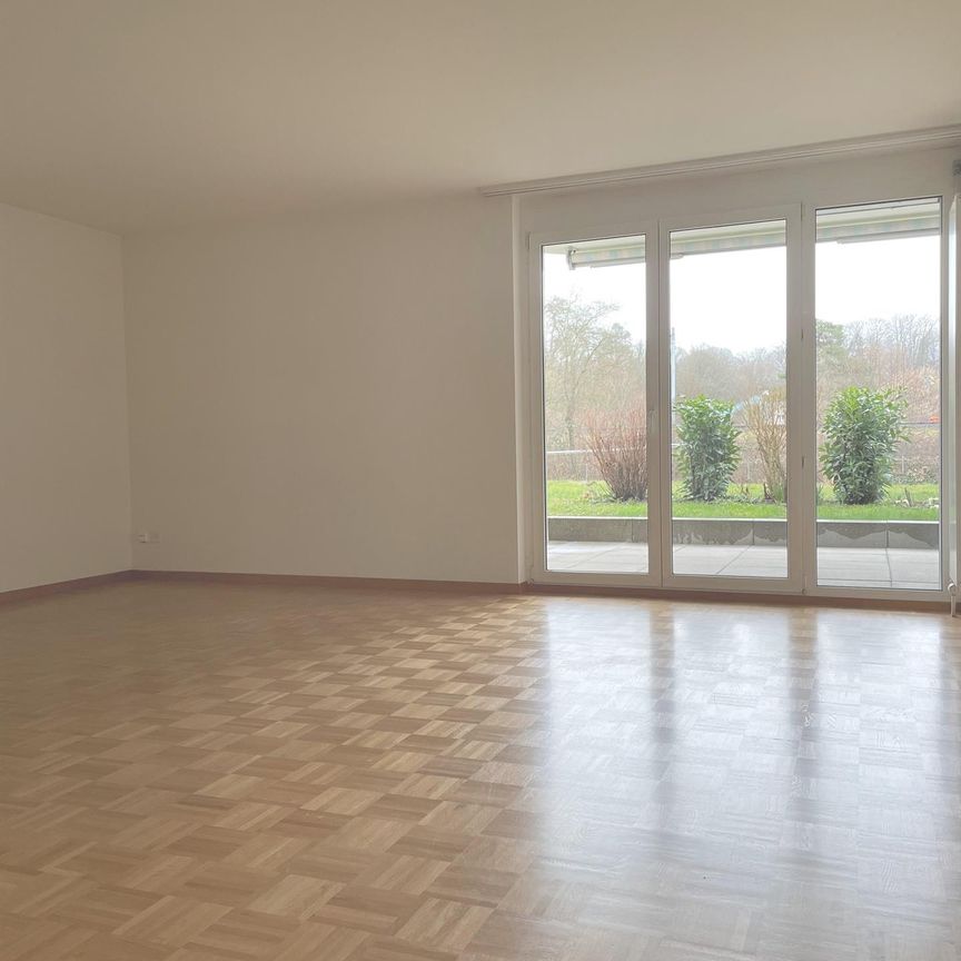 gemütliche 3.5 Zimmerwohnung mit Gartensitzplatz! - Foto 1