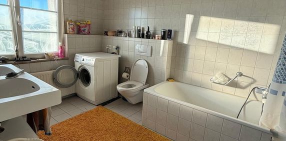 Helle 5.5 Zimmerwohnung im Zentrum von Giffers - Photo 2